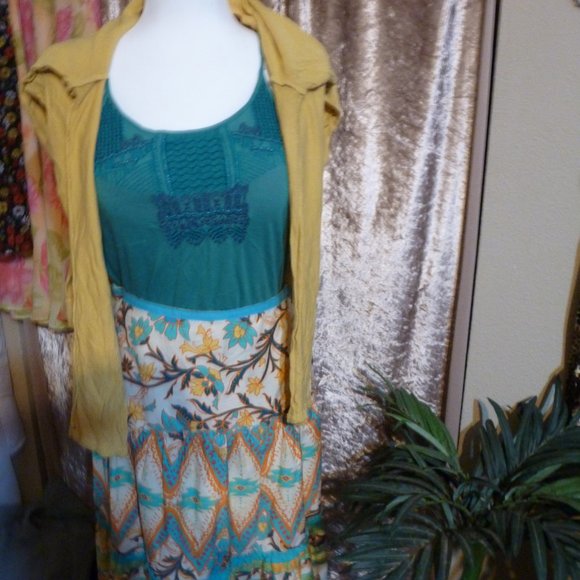 Summer Pretty Colorful Tiered Skirt  w/ zipper - Picture 4 of 6
